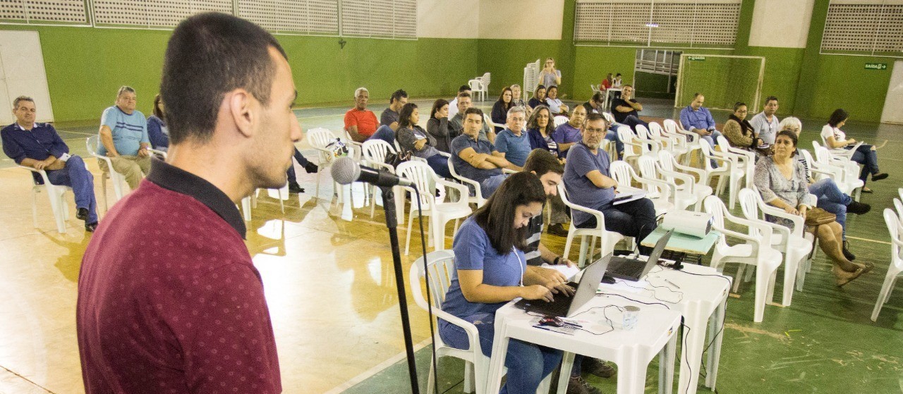 Iguatemi recebe assembleia para discutir Plano Diretor