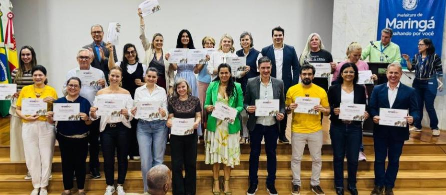 63 padrinhos e madrinhas se inscreveram no programa Amaringá