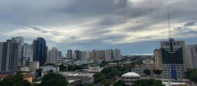 Chuva deve marcar o tempo em Maringá neste domingo(12)