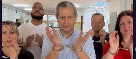 Escola municipal é depredada; prefeito se manifesta nas redes sociais