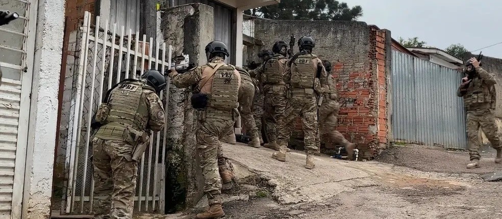 Operação mira grupo envolvido em roubos de cargas na região dos Campos Gerais