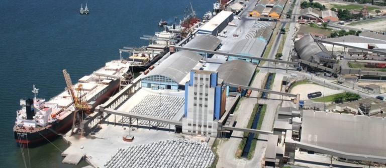 Porto de Paranaguá opera cinco milhões de toneladas em setembro