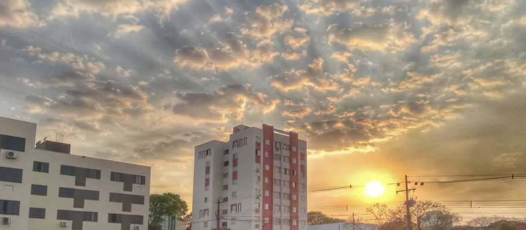 Instabilidade provoca chuva e trovoadas no Paraná neste domingo, 8