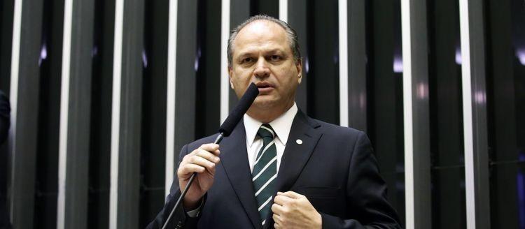 Ricardo Barros reassumirá cargo na Câmara dos Deputados