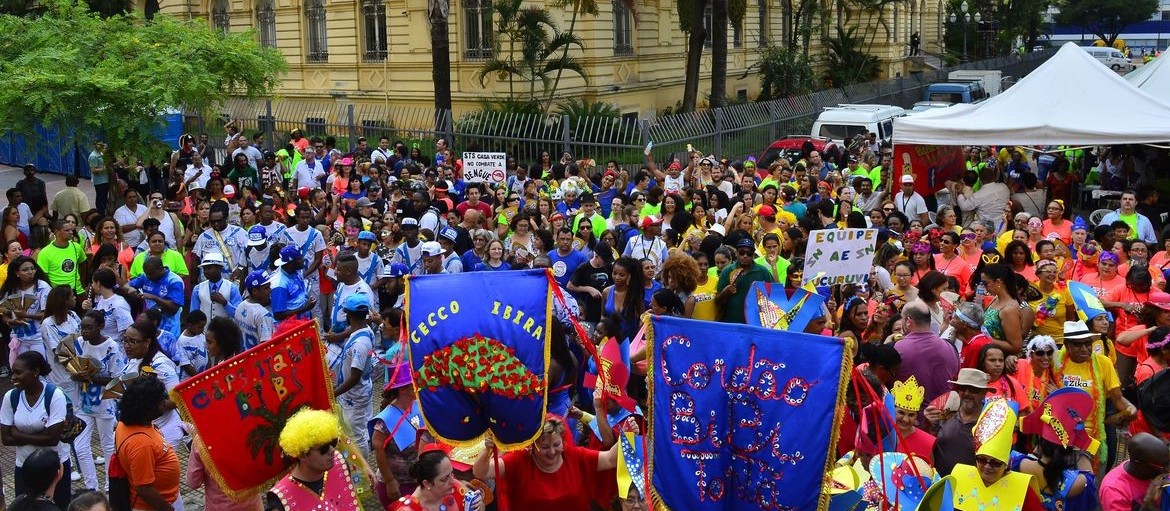 Carnaval só é feriado em cidades ou estados com leis próprias