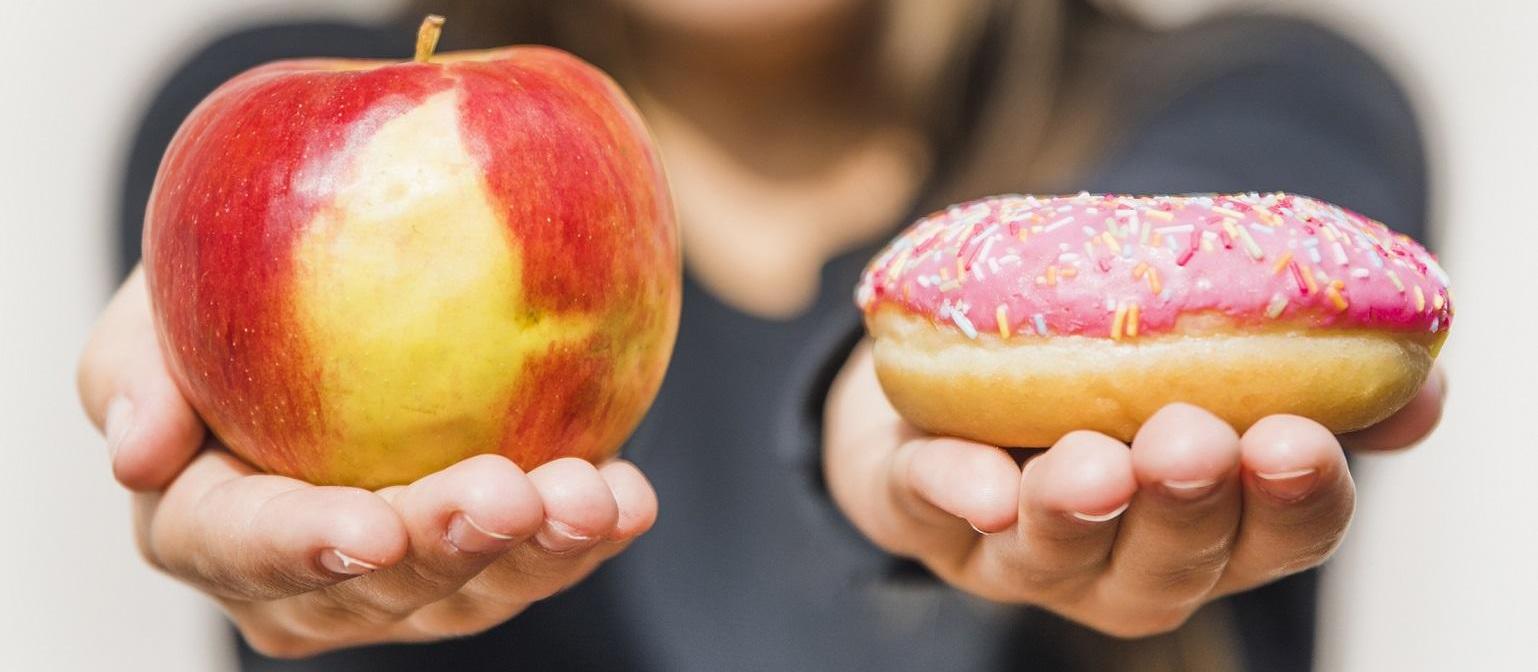 Como reconhecer os gatilhos que provocam a compulsão alimentar?