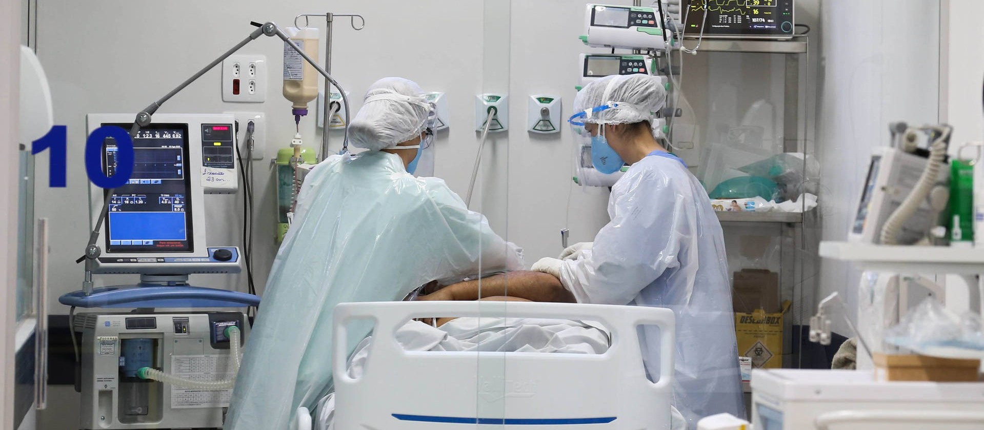 263 pacientes aguardam vaga em leitos exclusivos para Covid-19 na macrorregião noroeste