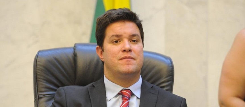 Guto Silva volta para a Assembleia Legislativa após três anos na Casa Civil