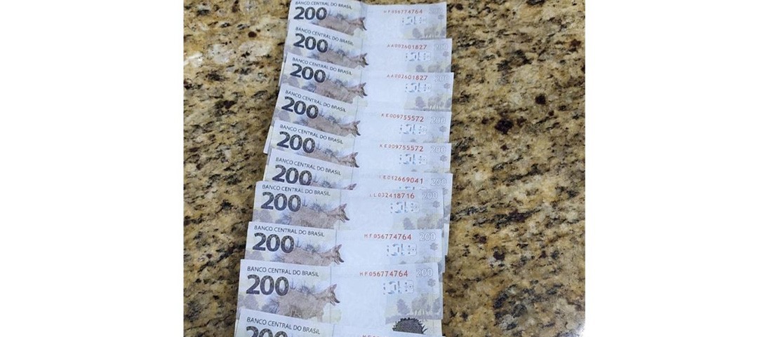 Três homens são presos em flagrante com cédulas falsas de R$ 200