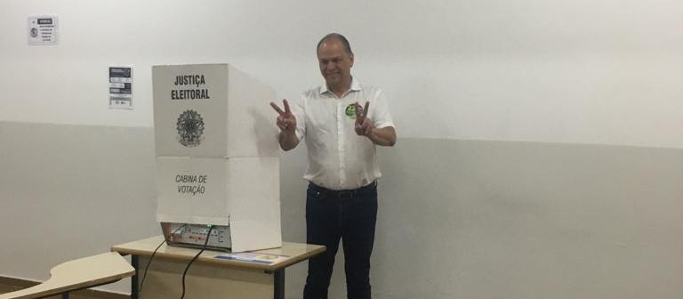 Ricardo Barros comenta pesquisas eleitorais no 2º turno