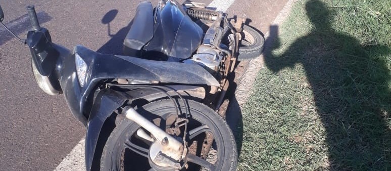 Motociclista fica gravemente ferida em acidente em Maringá