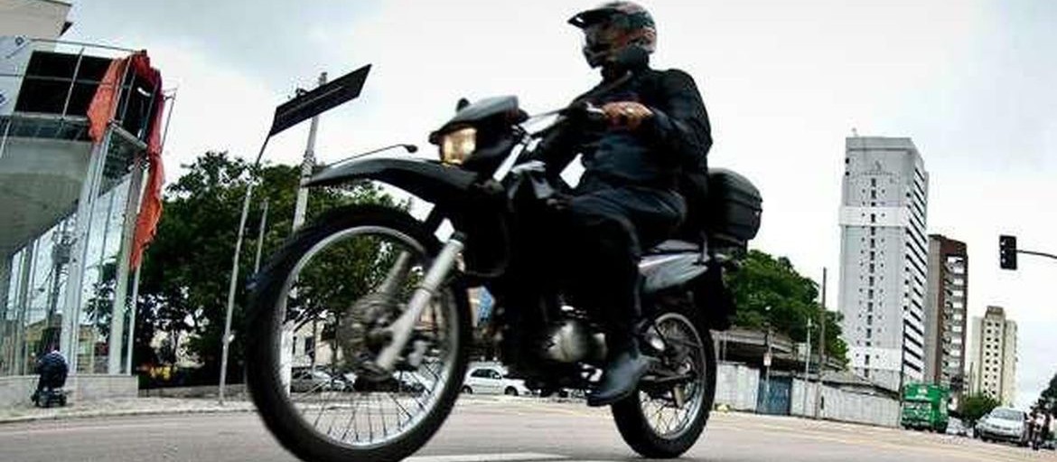 Fiscalização para coibir barulho de motocicletas será retomada este mês