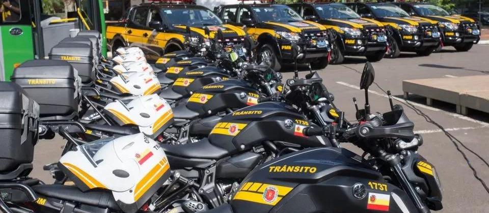 Radares flagram motoristas no celular, 2ª causa de acidentes em Maringá