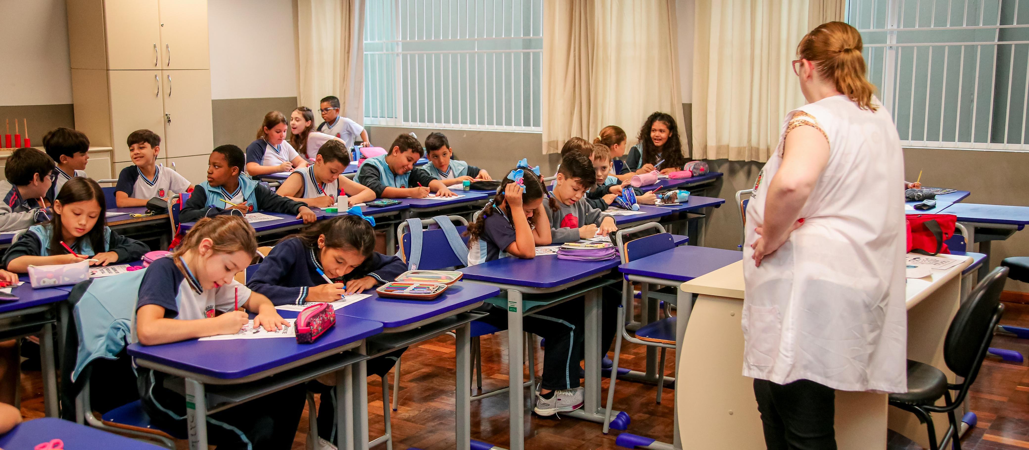 38 mil alunos voltam às aulas na rede municipal nesta quinta-feira (6)