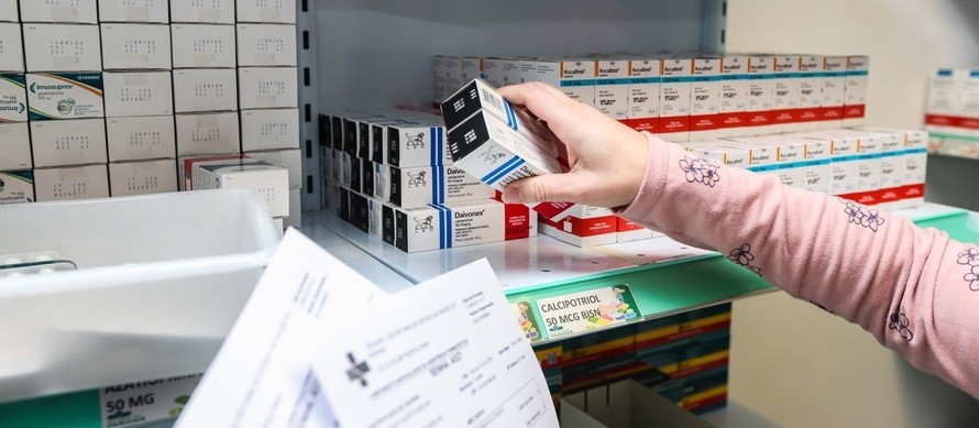 Preço de medicamentos para entubação triplicou por causa da demanda