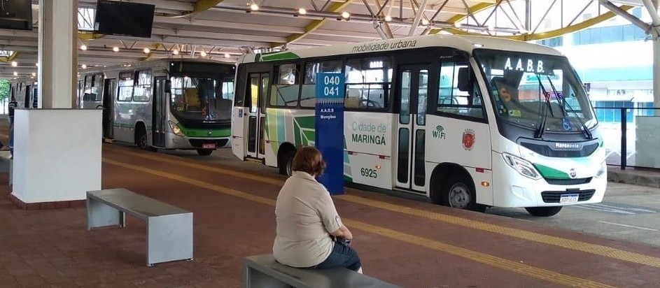 Paralisação do transporte público em Maringá continua, diz sindicato