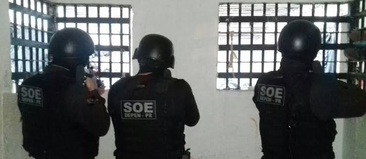 SOE, com apoio da PM, controla motim na cadeia de Cianorte