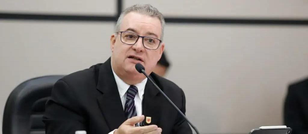 Sidnei Telles assume interinamente a presidência da Câmara Municipal