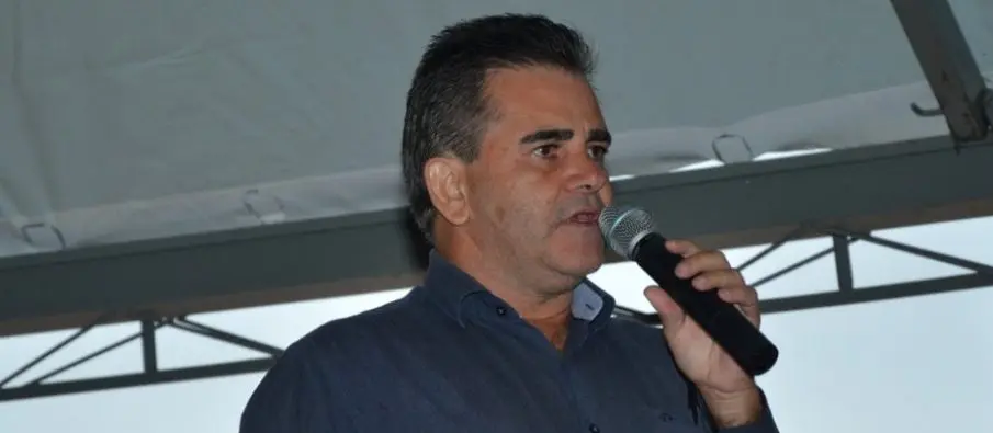 Justiça Eleitoral determina cassação do prefeito de Tapira por compra de votos