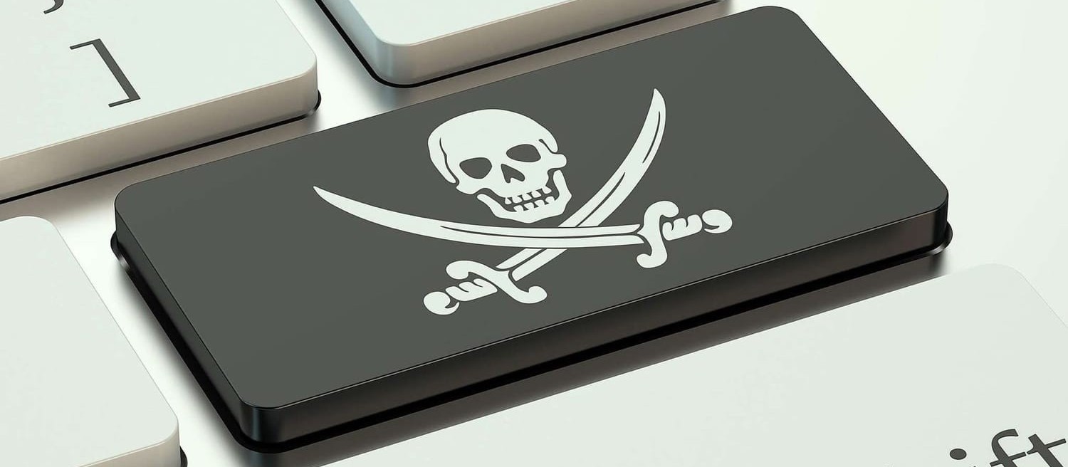 Venda de produto 'pirata' na internet 