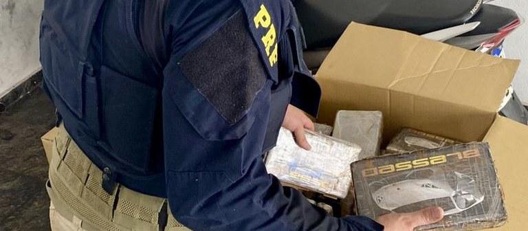 PRF apreende 200 quilos de cocaína na PR-547