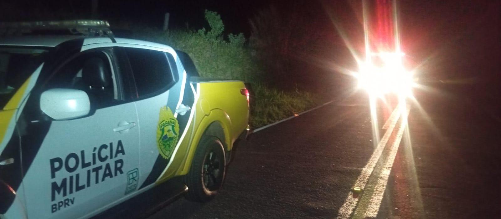 Motocicleta cai em rodovia e passageiro morre, motociclista não tem CNH