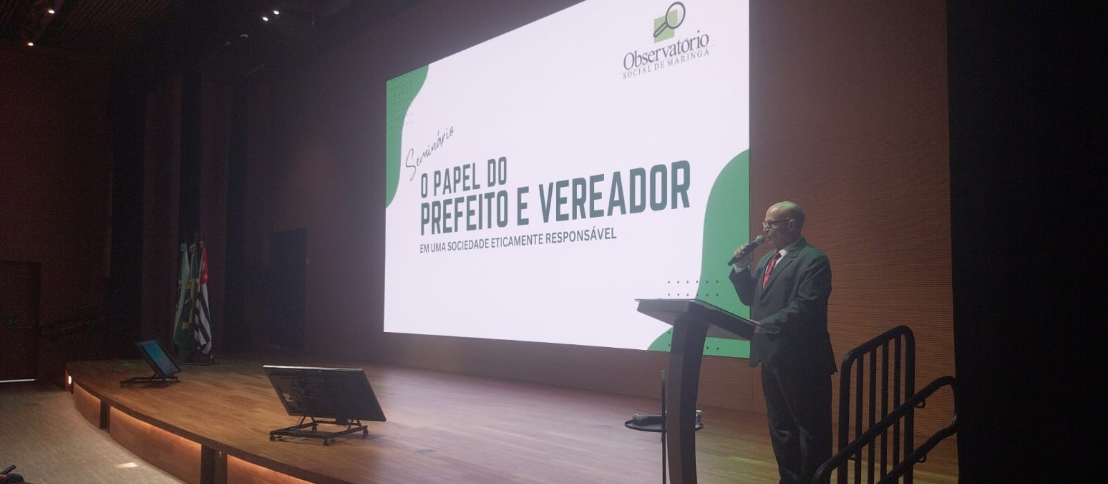 Candidatos a prefeito de Maringá participam de seminário do OSM