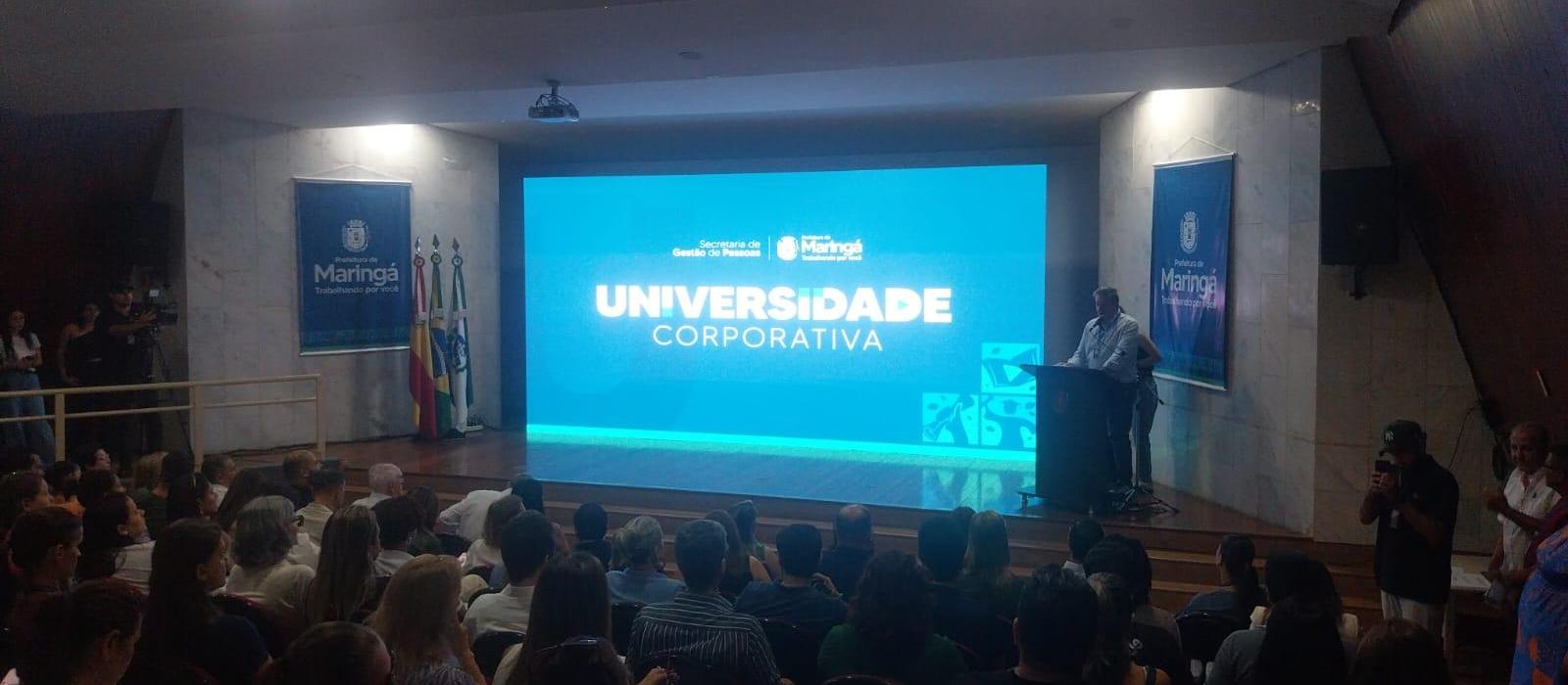 Prefeitura lança Universidade Corporativa com plataforma online de cursos