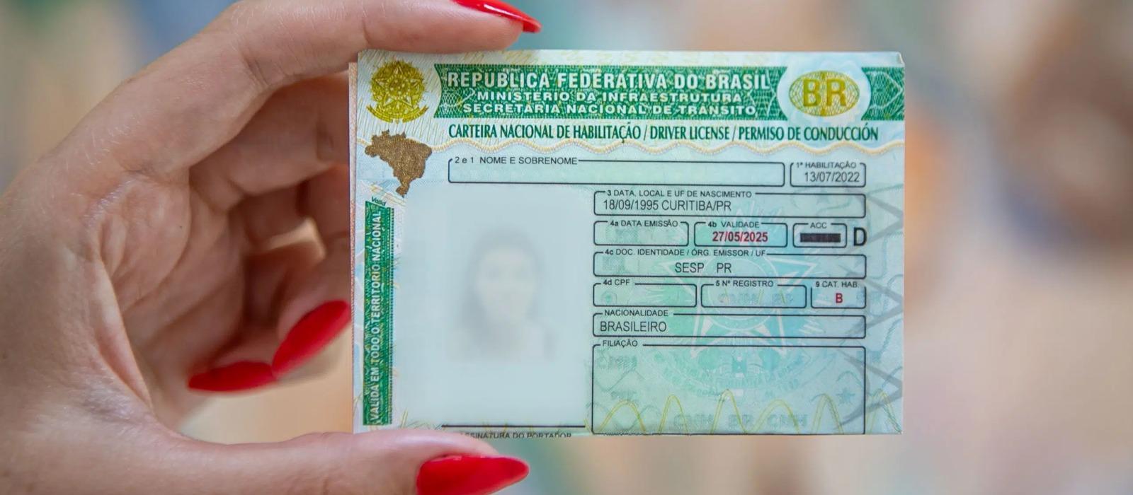 Após mudanças, Paraná soma mais de 100 mil pedidos de primeira habilitação