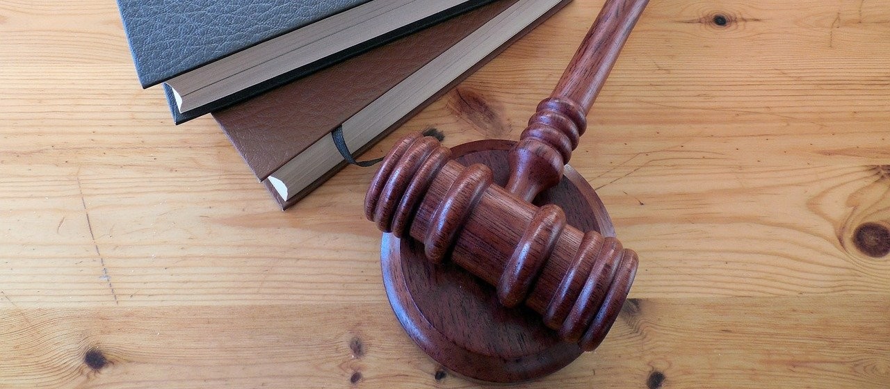 Tribunal de Justiça do Paraná abre vagas para juiz substituto 