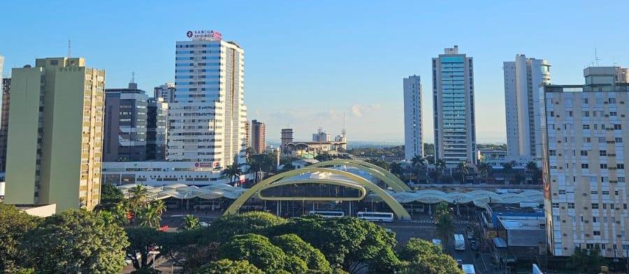 Quarta-feira (30) de tempo firme em Maringá
