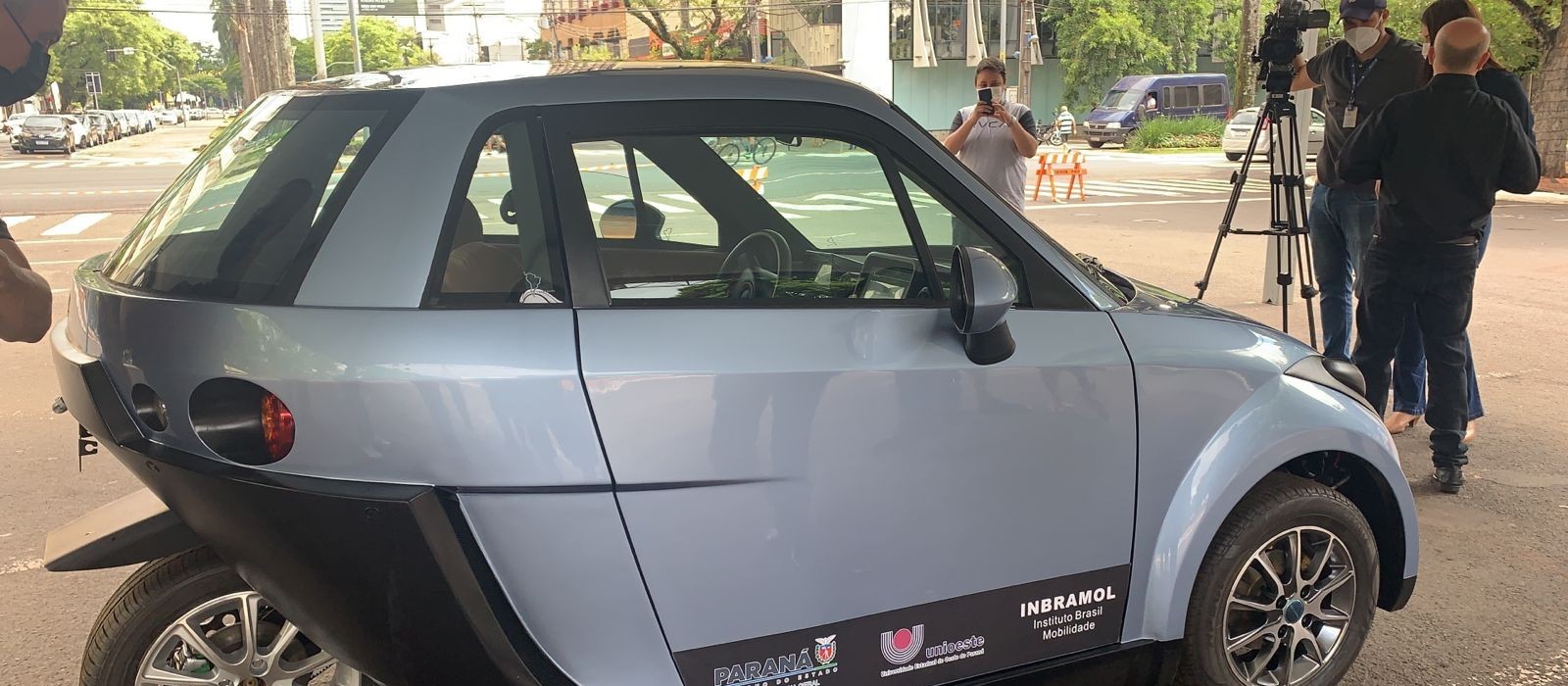 Carro elétrico brasileiro terá autonomia para 200 km e vai custar R$ 95 mil