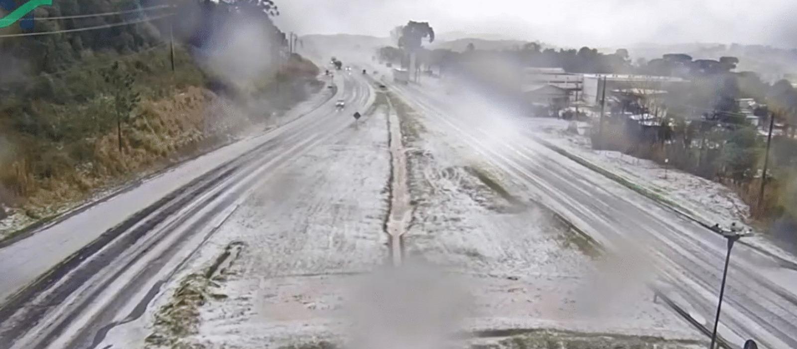 Granizo em Castro afeta mais de duas mil pessoas e danifica casas