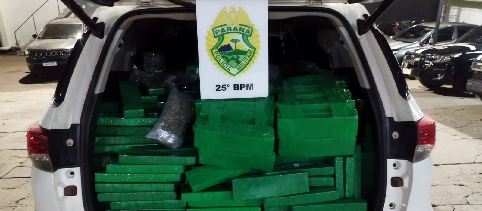 Suspeito transportava uma tonelada de maconha pelo centro de Ivaté