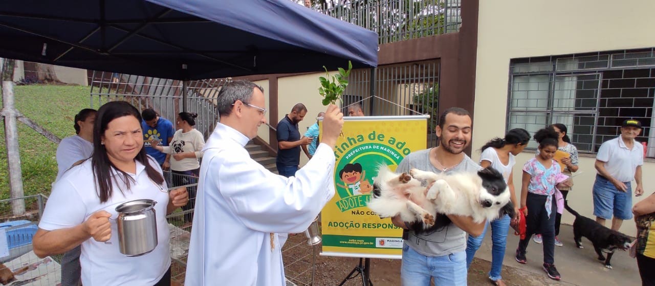 Paróquia São Francisco de Assis realiza bênção dos animais