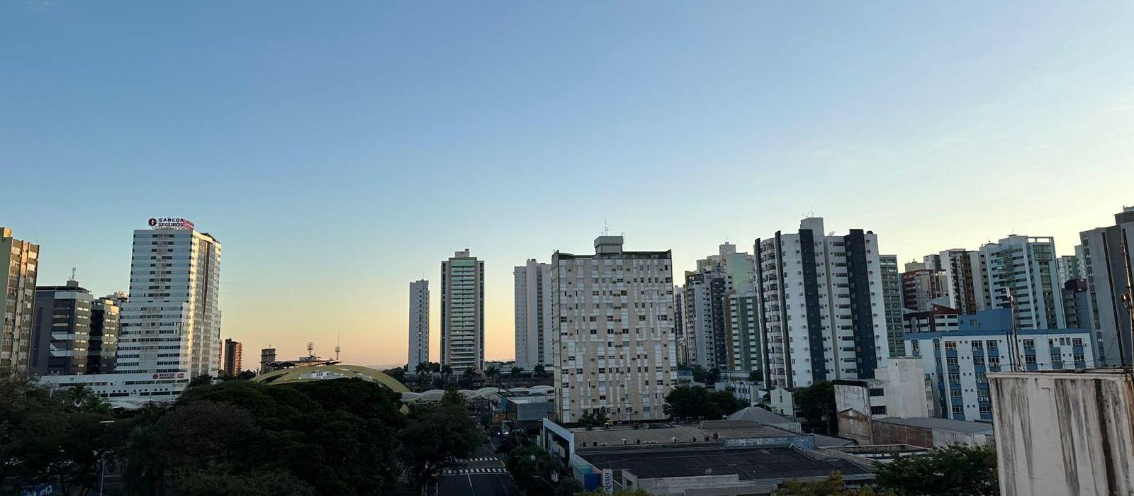 Sem chuva prevista, Maringá terá tarde quente e seca nesta quarta (16)