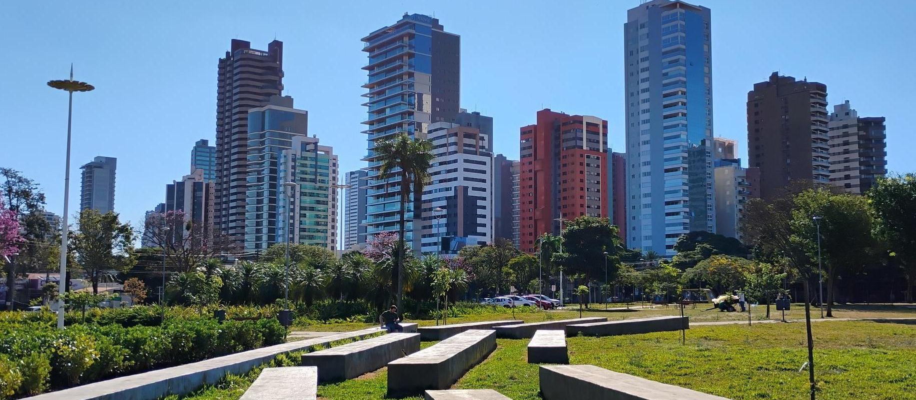 Segunda-feira (15) terá calor de 35° C e tempo seco em Maringá