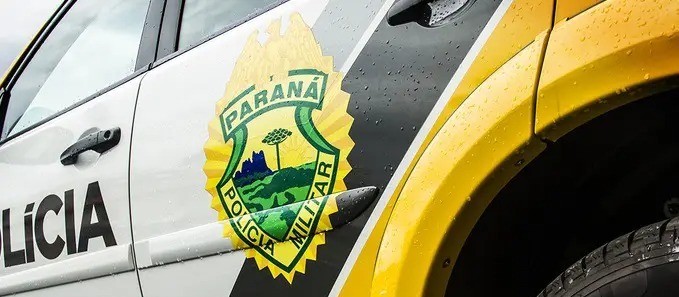 Briga na porta de colégio termina com mulher esfaqueada em Maringá