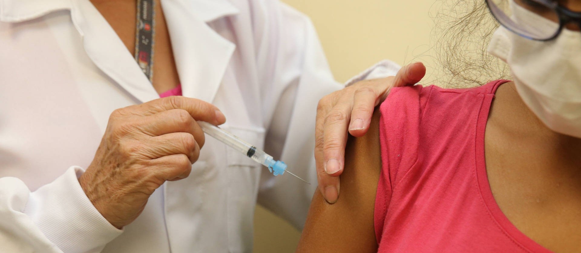 3ª fase da vacinação contra coronavírus pode começar esta semana em Maringá