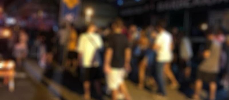 Fiscalização flagra aglomeração de jovens na Zona 7 em Maringá