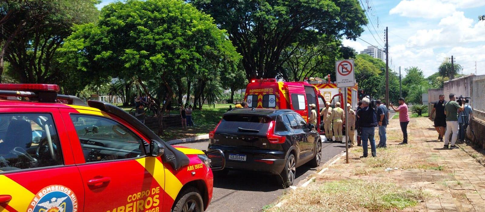 Prestador de serviço é atacado por cães pitbull em Maringá