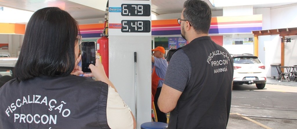 Redução no preço médio da gasolina em Maringá é de R$ 0,30, diz Procon