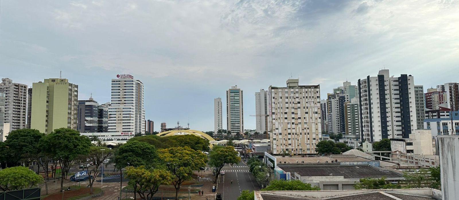 Quinta-feira (2) será de céu parcialmente nublado, sem chance de chuva