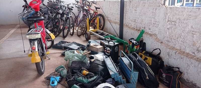 PM de Maringá descobre ‘loja’ do crime e recupera centenas de equipamentos