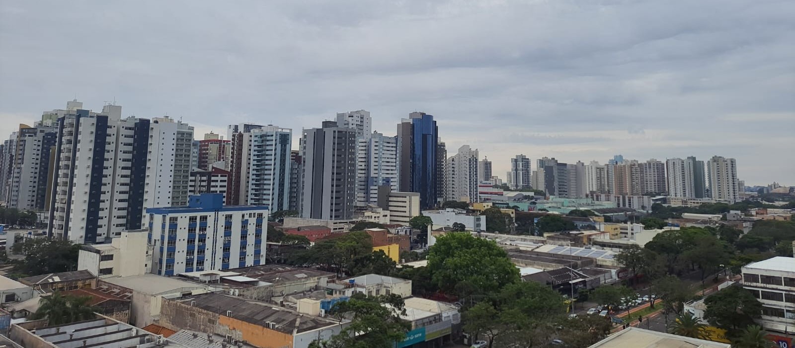 Segunda-feira de muitas nuvens em Maringá; previsão diz que não há chuva