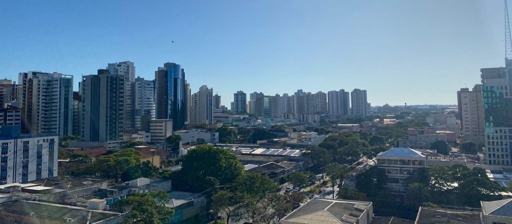 Semana começa ensolarada e com calor em Maringá; máxima chega a 29 ºC