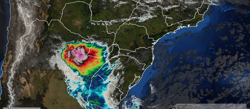 Domingo de calor em Maringá: máxima de 31ºC