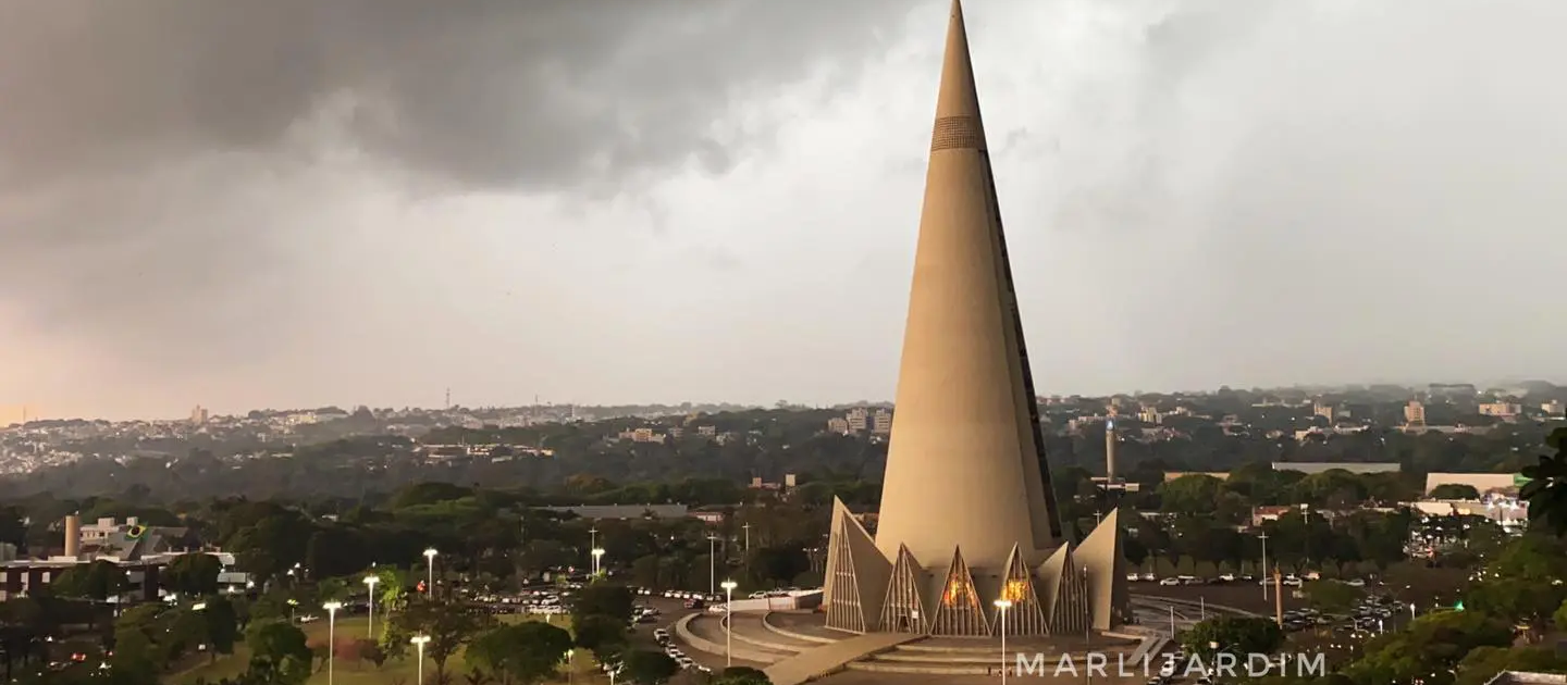 Com avanço de frente fria, Maringá pode voltar a ter pancadas de chuva nesta terça-feira (8)