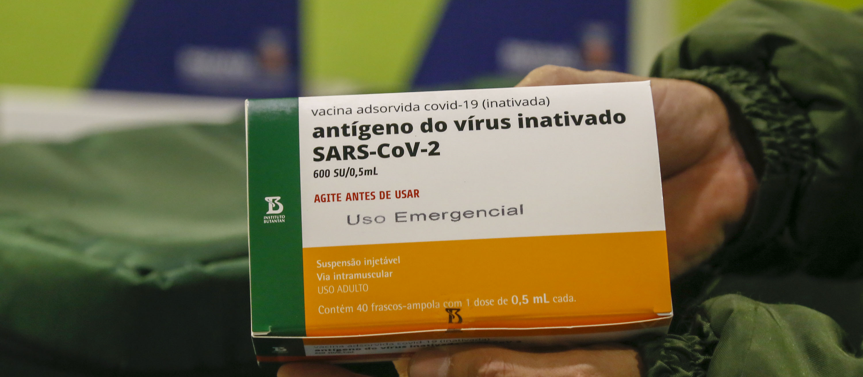 Curitiba já aplica doses da coronavac em crianças