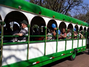 Desfile e reabertura do Brinco da Vila marcam 70 anos da Vila Operária